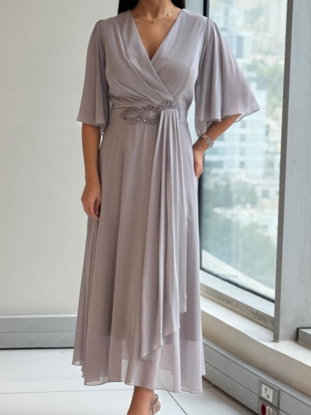 Kvinders Kjole | V-Hals Draperet Midi