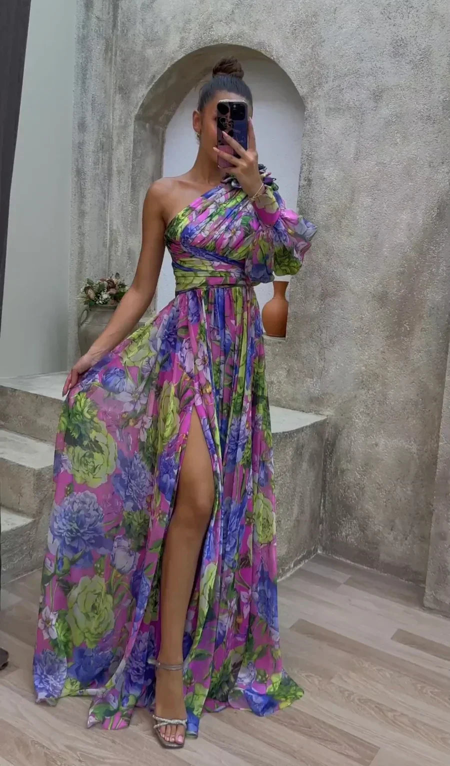 Kvinders Kjole | En Skulder Blomster Split Maxi