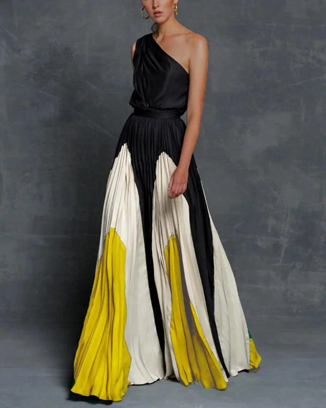 Kvinders Bryllupsgæst Maxi Kjole | One-Shoulder Plisseret